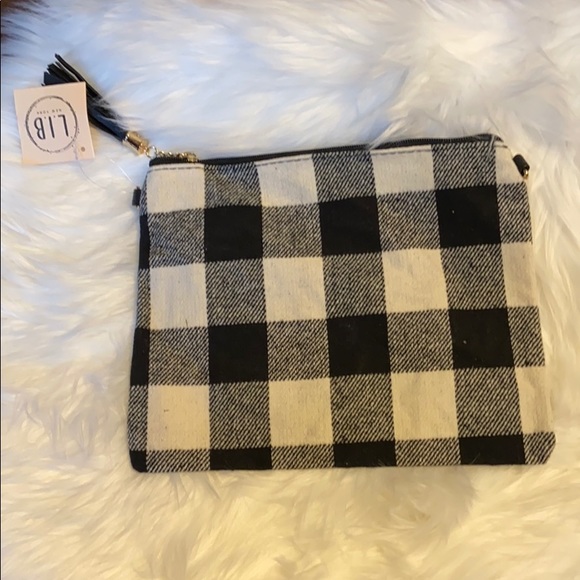 Handbags - NWT Buffalo plaid wristlet/purse